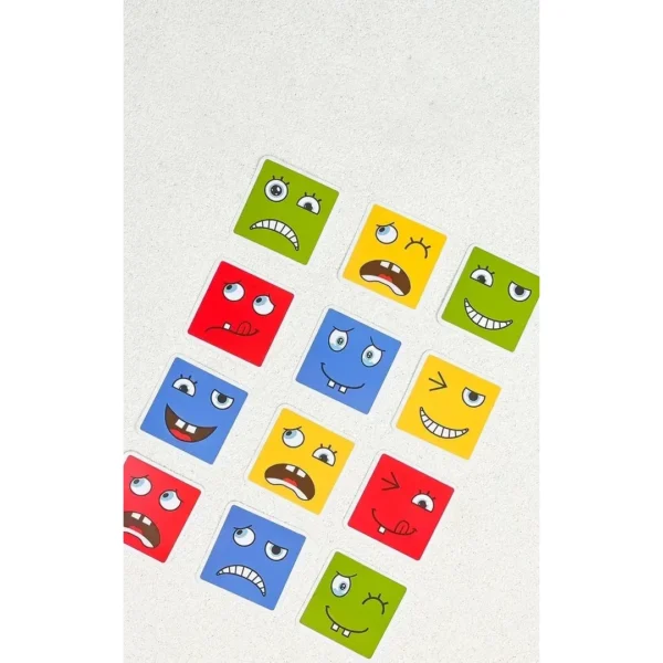 SM-070-09.webp Juego De Cubos De Expresiones Faciales En Madera