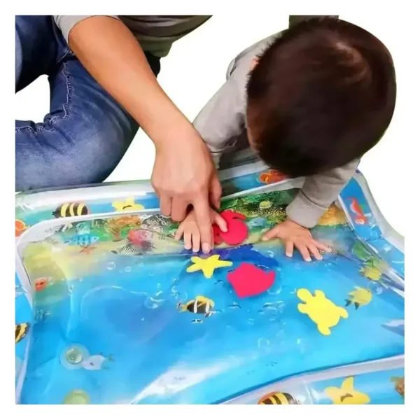 SM-092-06.webp Alfombra Inflable De Agua Para Bebés Tummy Time Estimulacion