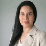 Persona que comparte su experiencia con SensoMont